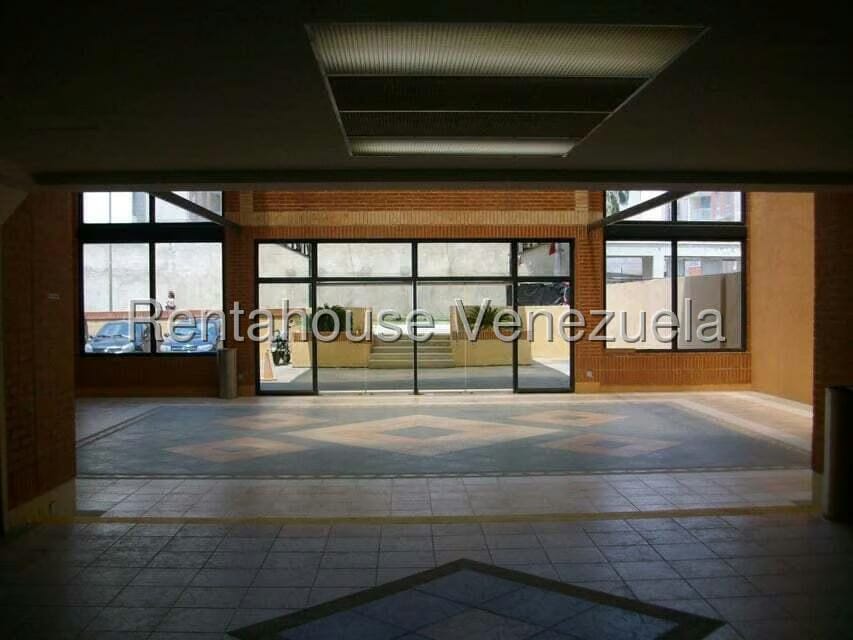 Comercial (Local Comercial) en Alquiler en Las Islas, Miranda - 5