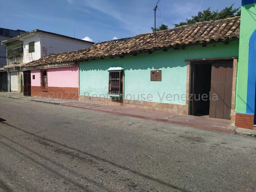 Casa (1 Nivel) en Venta en Centro, Lara - 24