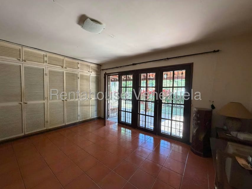 Casa (Multipes Niveles) en Venta en Prados del Este, Distrito Metropolitano - 18