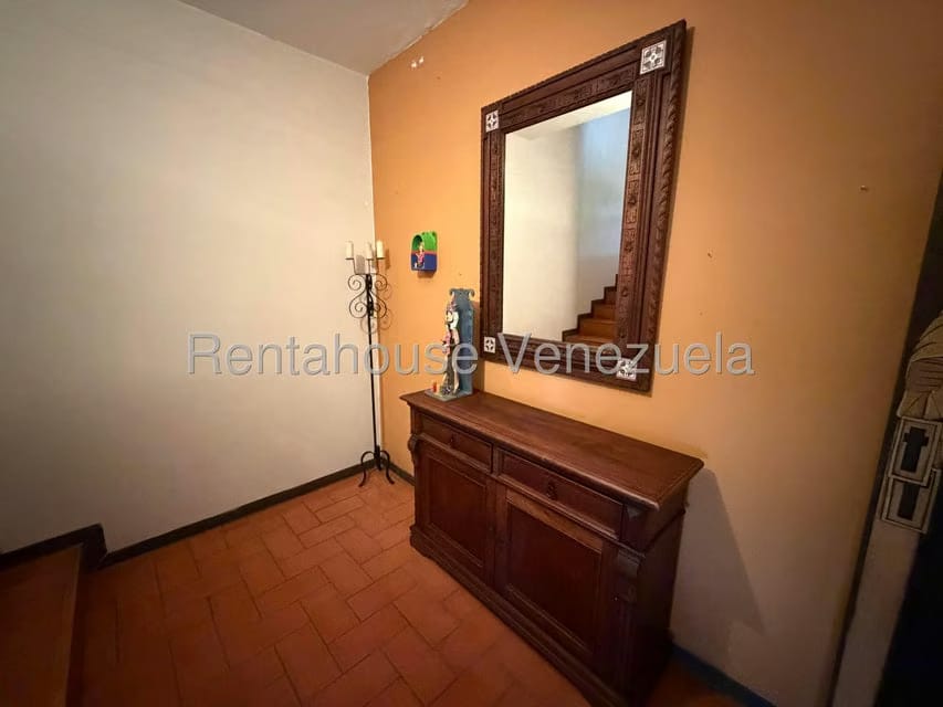 Casa (Multipes Niveles) en Venta en Prados del Este, Distrito Metropolitano - 21