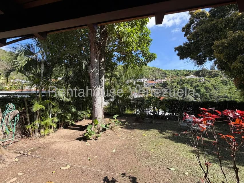 Casa (Multipes Niveles) en Venta en Prados del Este, Distrito Metropolitano - 26