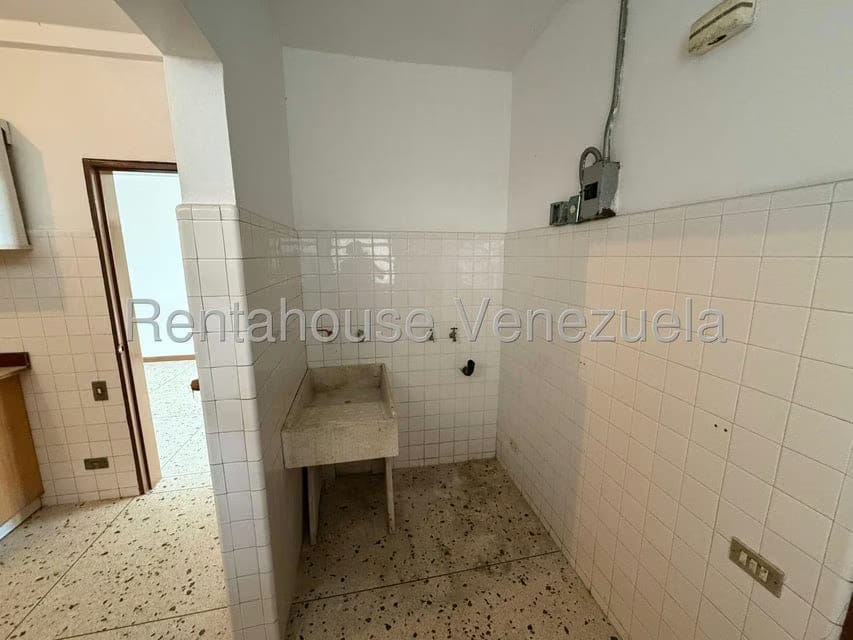 Apartamento (1 Nivel) en Alquiler en El Junquito, Distrito Metropolitano - 14