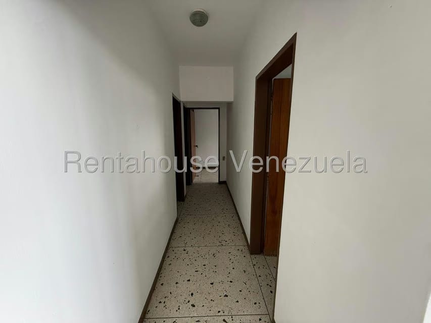 Apartamento (1 Nivel) en Alquiler en El Junquito, Distrito Metropolitano - 16