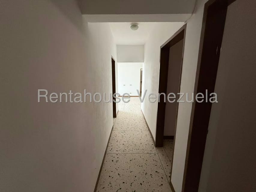 Apartamento (1 Nivel) en Alquiler en El Junquito, Distrito Metropolitano - 21