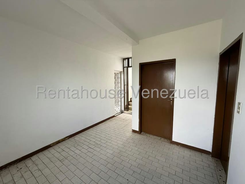 Apartamento (1 Nivel) en Alquiler en El Junquito, Distrito Metropolitano - 5