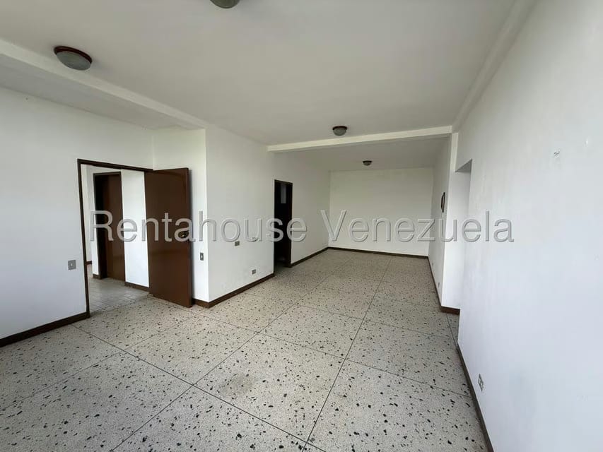 Apartamento (1 Nivel) en Alquiler en El Junquito, Distrito Metropolitano - 7