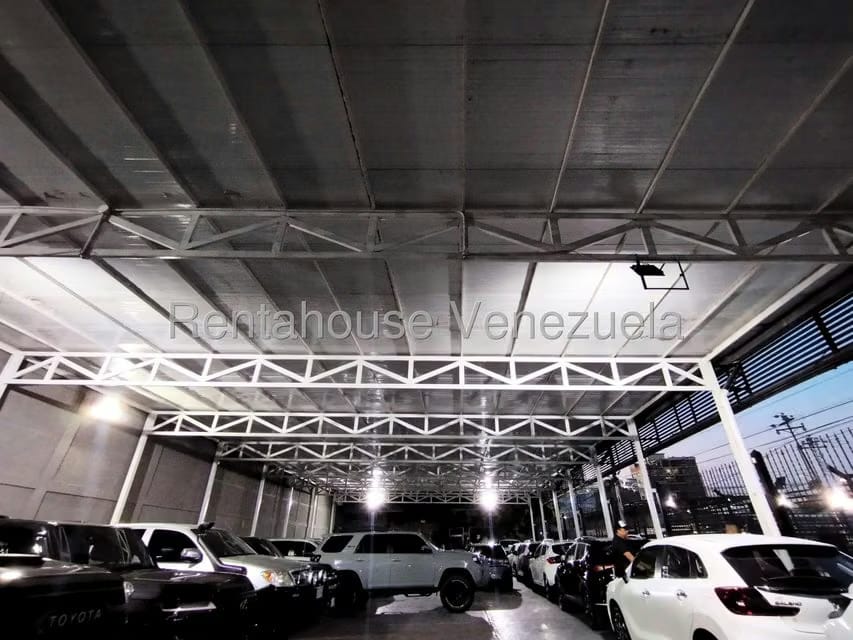 Comercial (Local Comercial) en Venta en Centro, Lara - 21