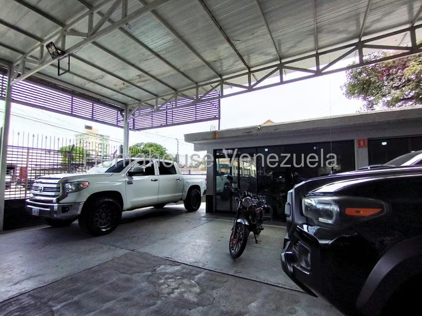 Comercial (Local Comercial) en Venta en Centro, Lara - 28