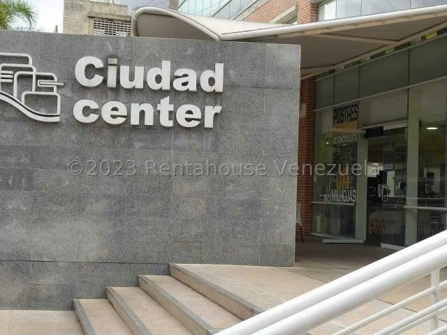 LOCAL COMERCIAL EN VENTA – YENNIEF ROJAS - 2
