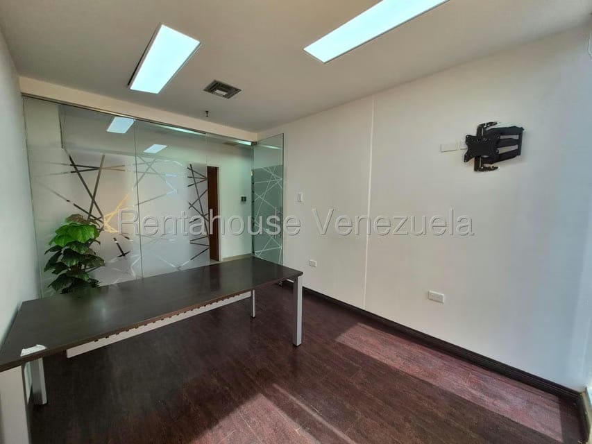 Comercial (Local Comercial) en Venta en 5 de Julio, Zulia - 3