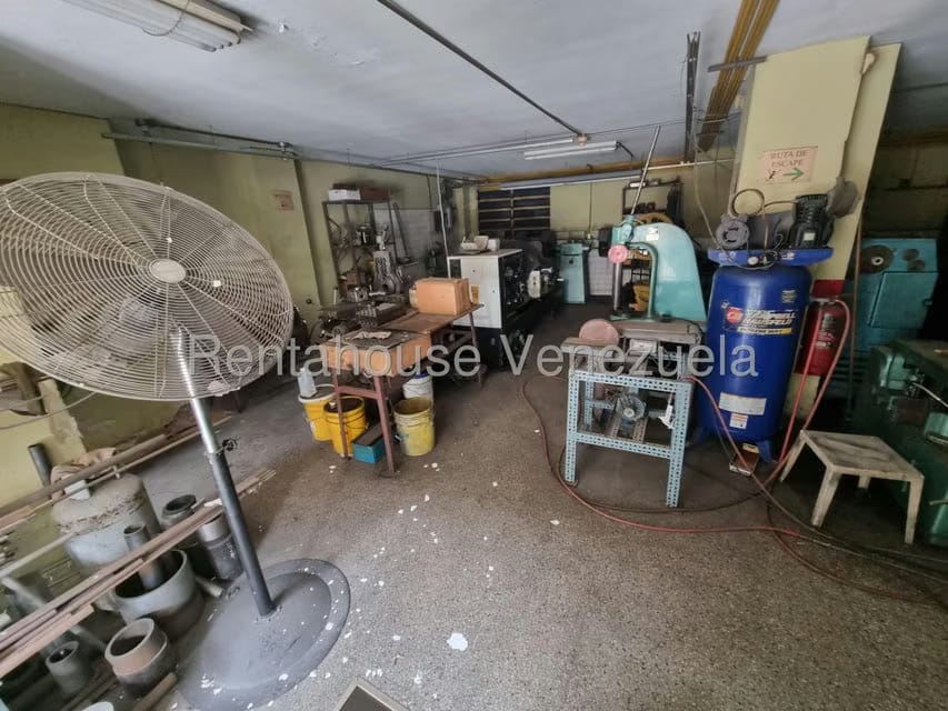Comercial (Local Comercial) en Venta en Montecristo, Distrito Metropolitano - 3