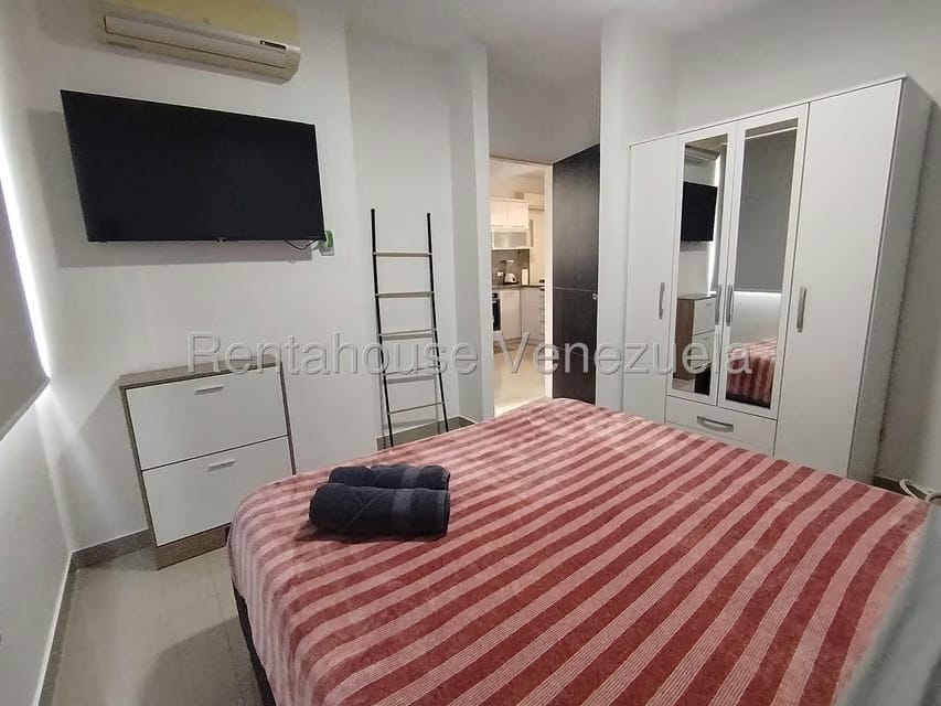 Apartamento (1 Nivel) en Venta en El Bosque, Distrito Metropolitano - 12