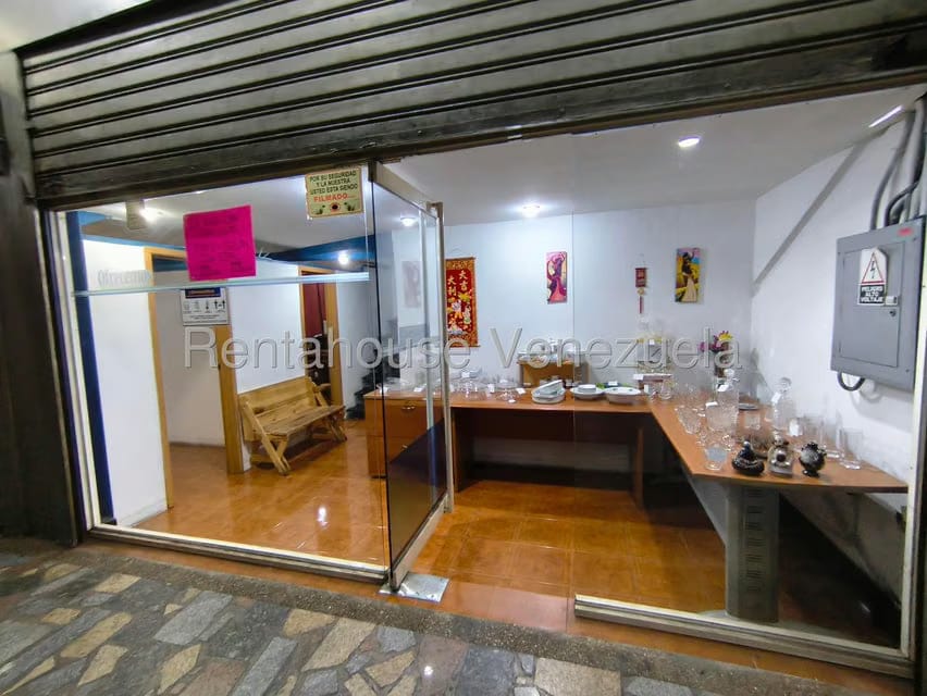 Comercial (Local Comercial) en Venta en Parroquia Santa Rosalia, Distrito Metropolitano - 2