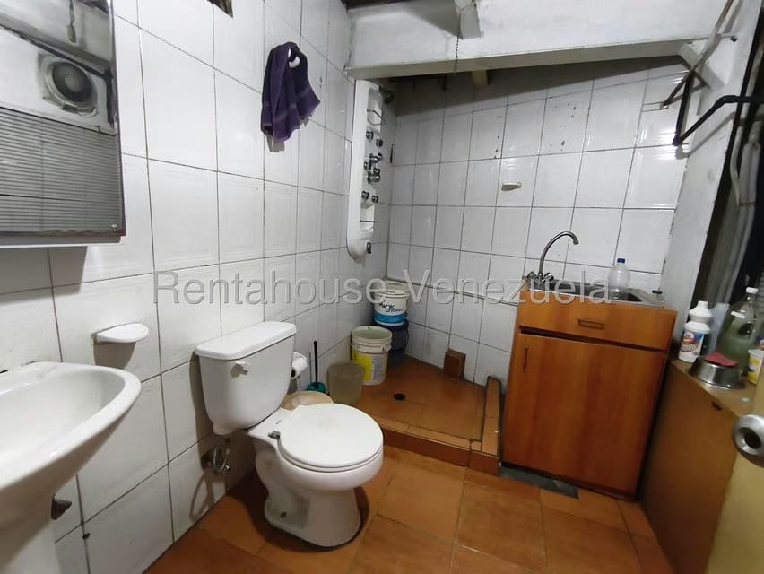 Comercial (Local Comercial) en Venta en Parroquia Santa Rosalia, Distrito Metropolitano - 14