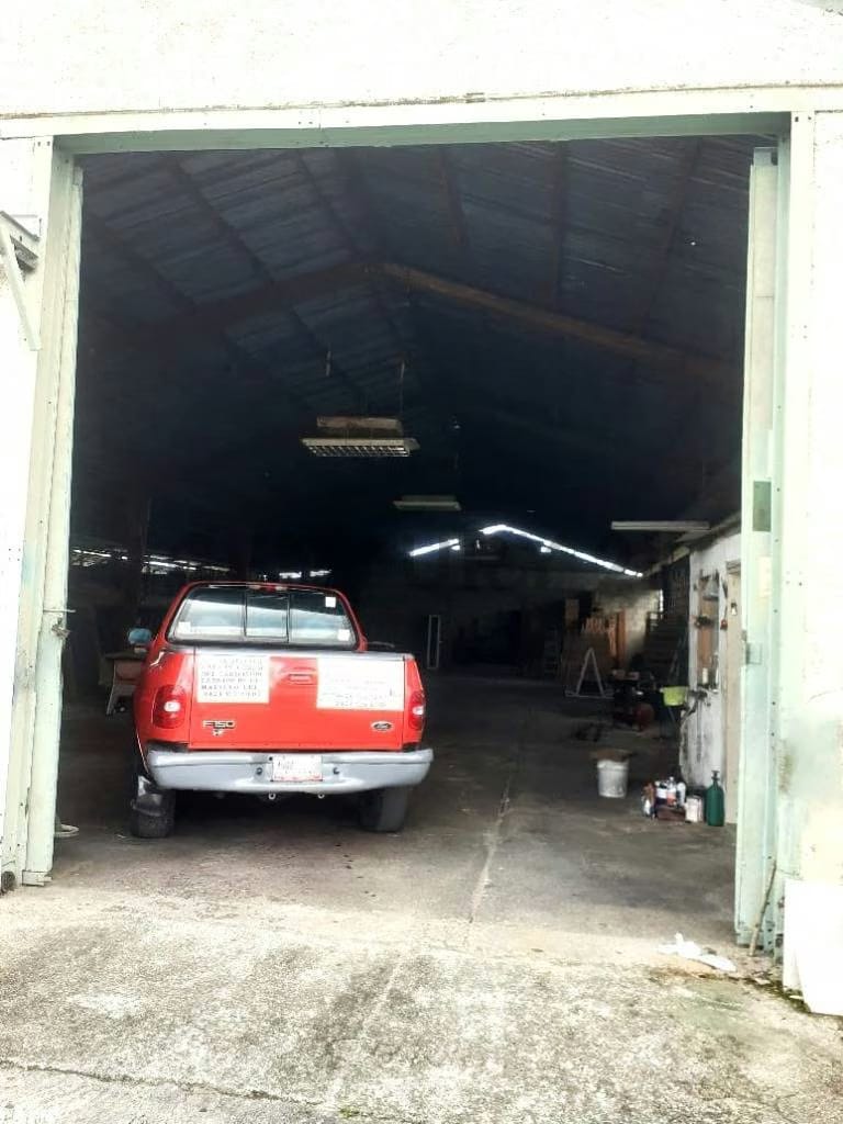 SE ALQUILA AMPLIO GALPON Y DE FACIL ACCESO EN EL HATILLO - 3