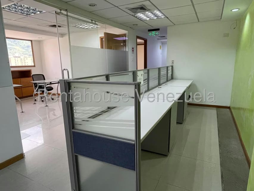 Comercial (Oficina) en Venta en Los Dos Caminos, Distrito Metropolitano - 20