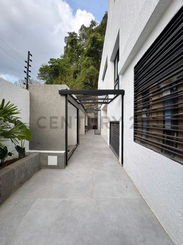 Casa Nueva a Estrenar en Calle San Roman - 18