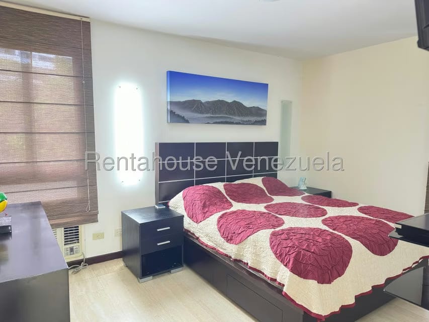 Apartamento (1 Nivel) en Alquiler en La Alameda, Distrito Metropolitano - 17