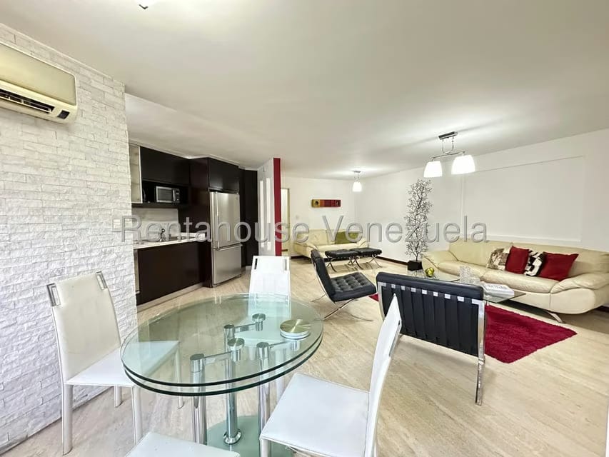 Apartamento (1 Nivel) en Alquiler en La Alameda, Distrito Metropolitano - 4