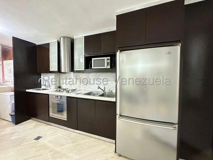 Apartamento (1 Nivel) en Alquiler en La Alameda, Distrito Metropolitano - 5