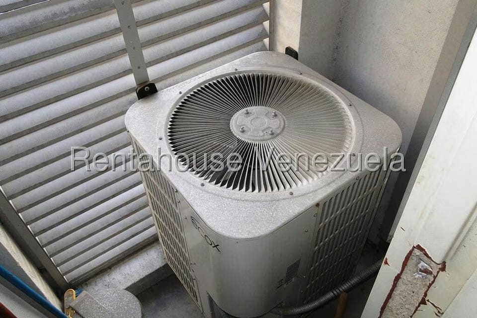 Comercial (Oficina) en Alquiler en Santa Paula, Distrito Metropolitano - 9