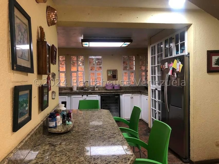 Casa (Duplex) en Venta en Oripoto, Distrito Metropolitano - 11
