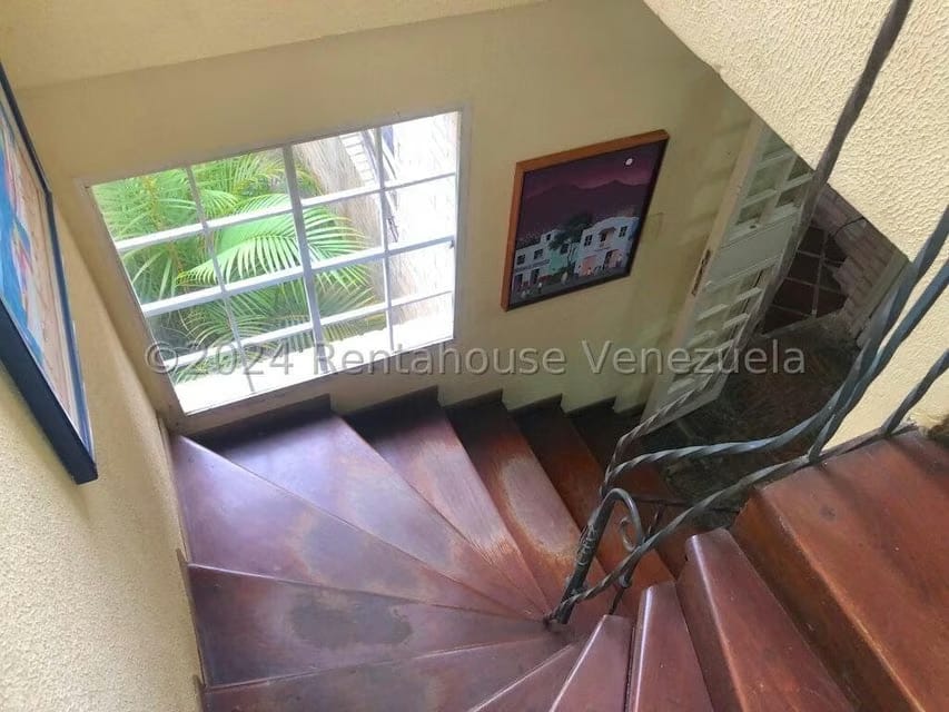 Casa (Duplex) en Venta en Oripoto, Distrito Metropolitano - 13