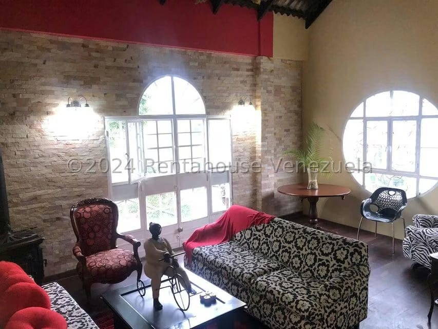 Casa (Duplex) en Venta en Oripoto, Distrito Metropolitano - 3