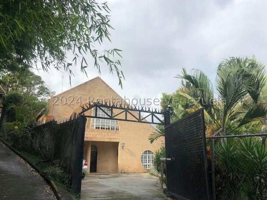 Casa (Duplex) en Venta en Oripoto, Distrito Metropolitano - 25