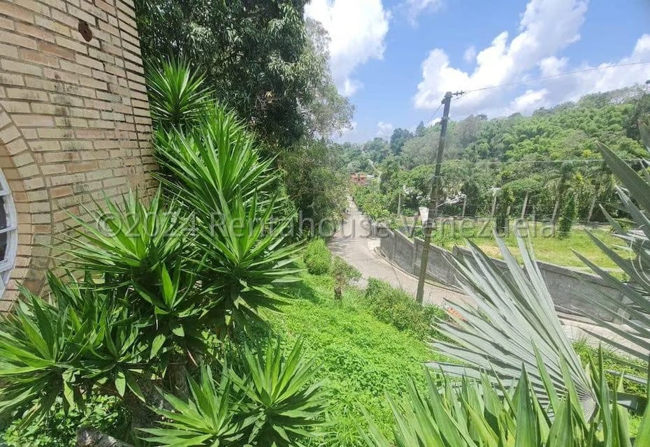 Casa (Duplex) en Venta en Oripoto, Distrito Metropolitano - 26