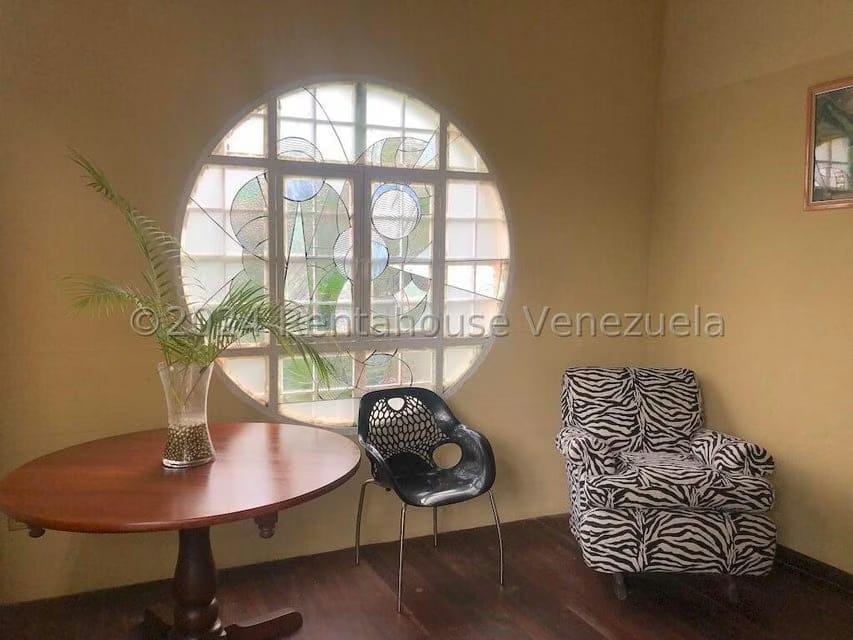 Casa (Duplex) en Venta en Oripoto, Distrito Metropolitano - 5