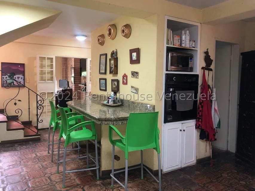 Casa (Duplex) en Venta en Oripoto, Distrito Metropolitano - 9