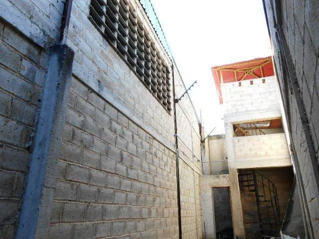 Comercial (Galpon - Deposito) en Venta en Centro, Aragua - 13