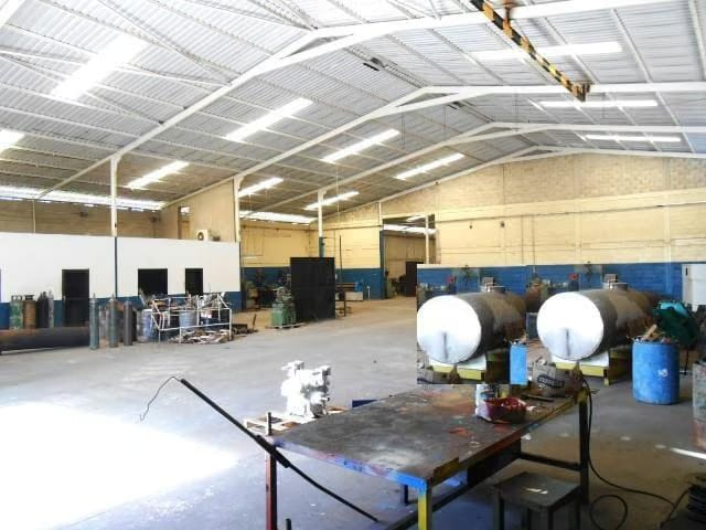 Comercial (Galpon - Deposito) en Venta en Centro, Aragua - 4