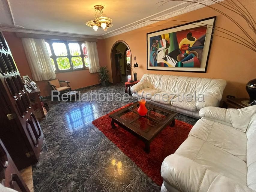 Casa (Multipes Niveles) en Venta en Los Naranjos del Cafetal, Distrito Metropolitano - 12