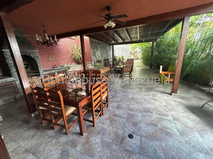 Casa (Multipes Niveles) en Venta en Los Naranjos del Cafetal, Distrito Metropolitano - 16