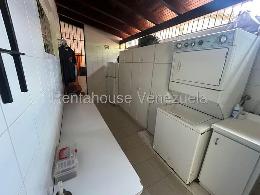 Casa (Multipes Niveles) en Venta en Los Naranjos del Cafetal, Distrito Metropolitano - 20