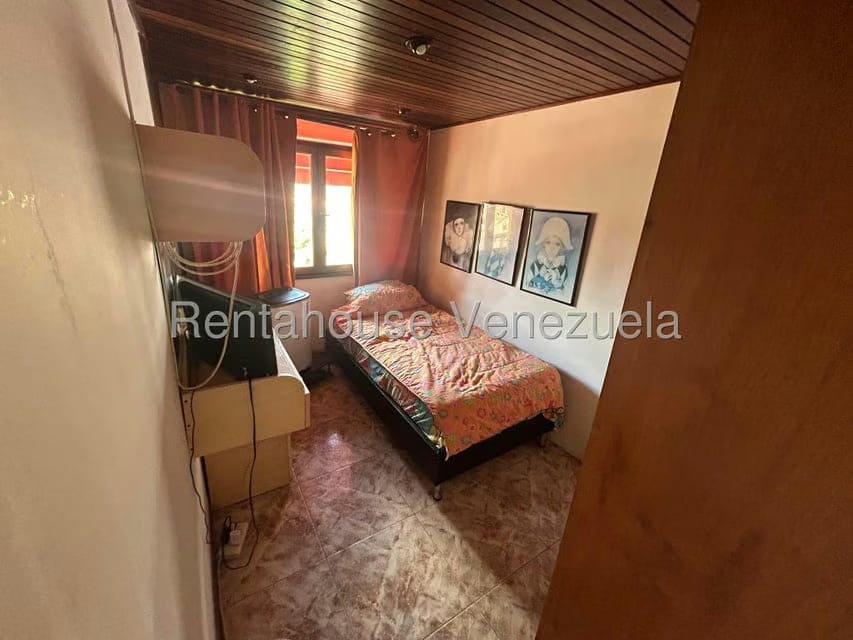 Casa (Multipes Niveles) en Venta en Los Naranjos del Cafetal, Distrito Metropolitano - 30