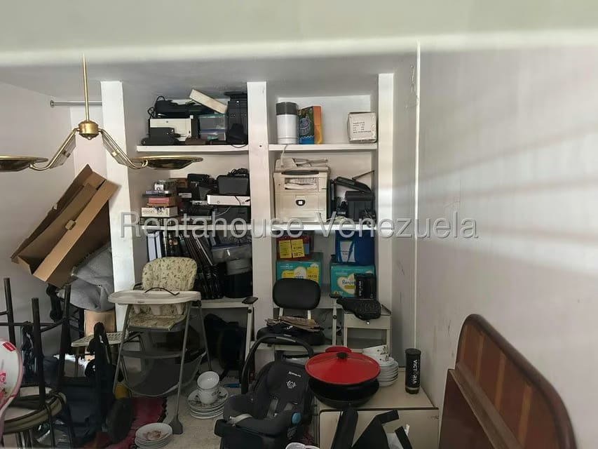 Casa (Multipes Niveles) en Venta en Los Naranjos del Cafetal, Distrito Metropolitano - 36