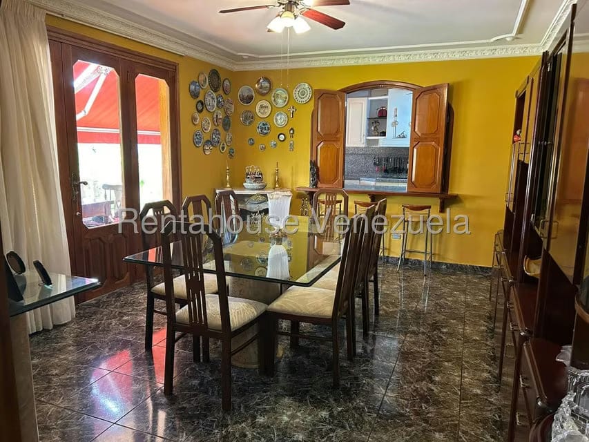 Casa (Multipes Niveles) en Venta en Los Naranjos del Cafetal, Distrito Metropolitano - 5