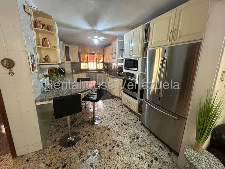 Casa (Multipes Niveles) en Venta en Los Naranjos del Cafetal, Distrito Metropolitano - 8