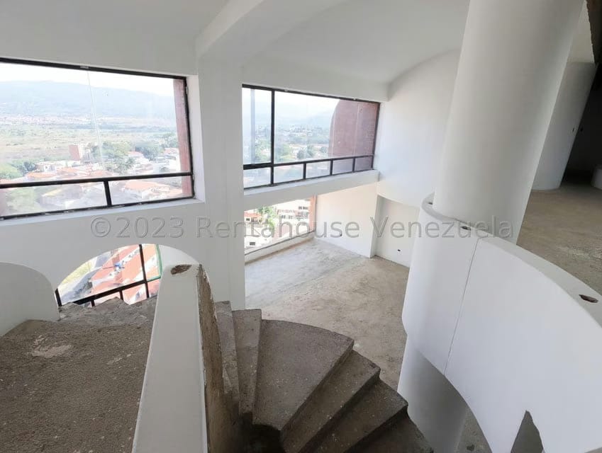 Apartamento (Penthouse) en Venta en El Pedregal, Lara - 12