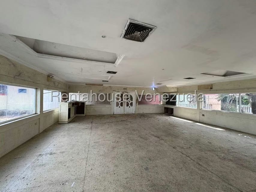Comercial (Local Comercial) en Venta en Via Santa Rita, Zulia - 13