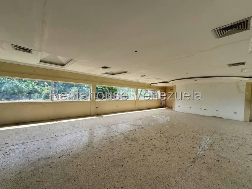 Comercial (Local Comercial) en Venta en Via Santa Rita, Zulia - 16