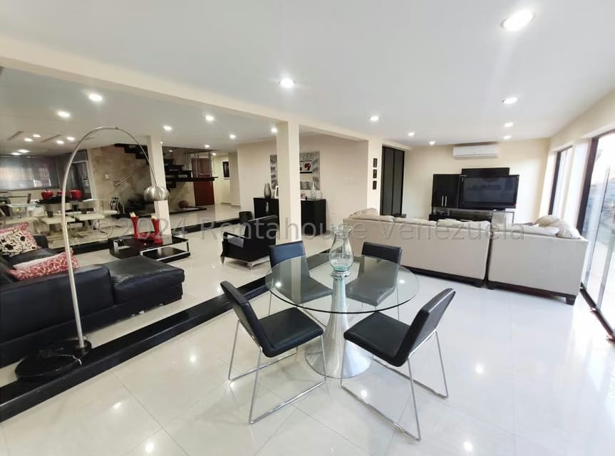Casa (Duplex) en Venta en Barici, Lara - 11