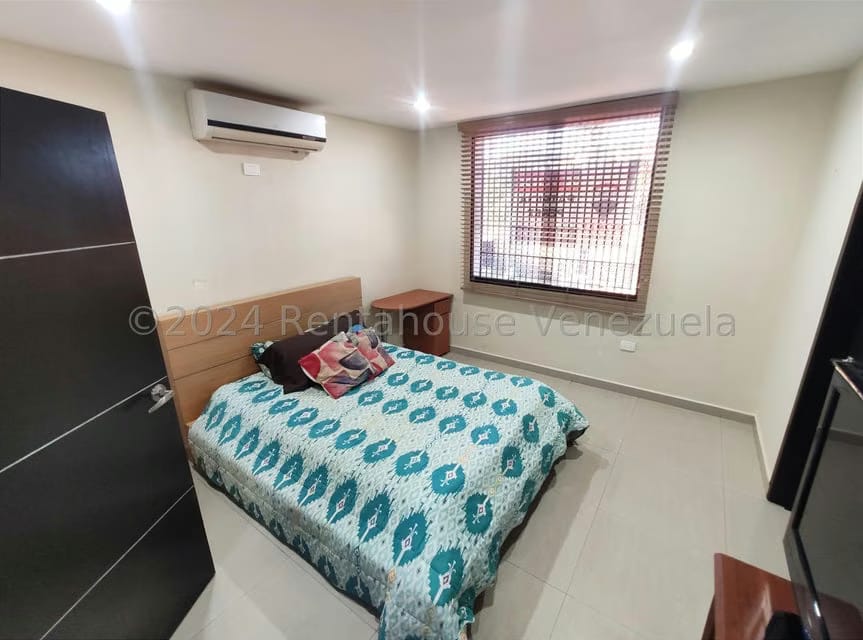 Casa (Duplex) en Venta en Barici, Lara - 23