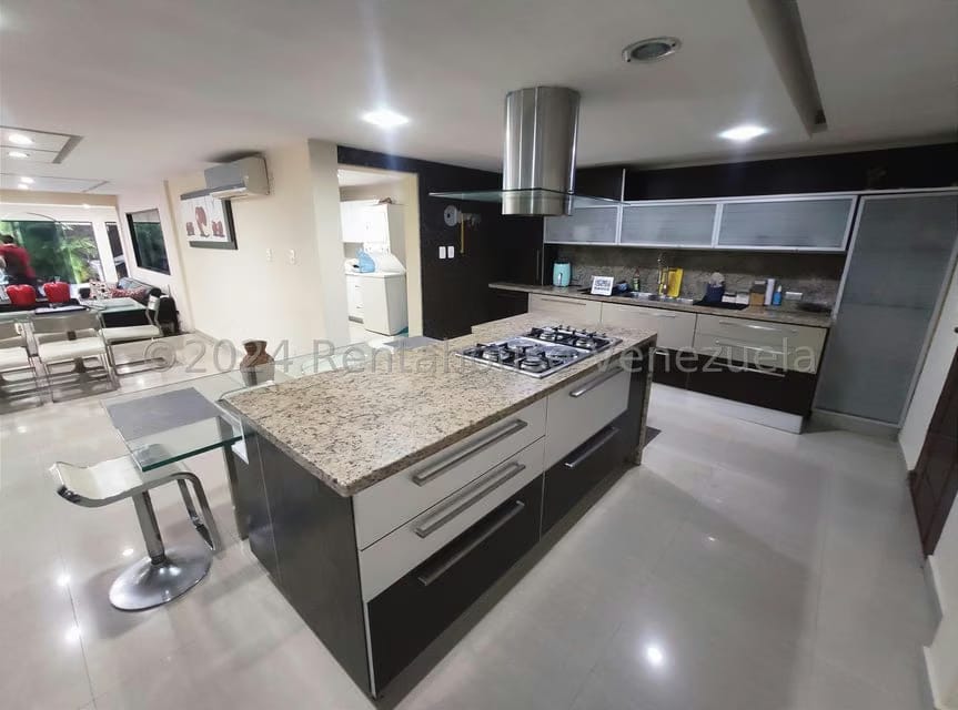 Casa (Duplex) en Venta en Barici, Lara - 28