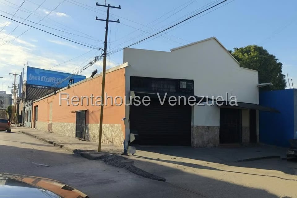 Comercial (Galpon - Deposito) en Venta en Centro, Carabobo - 2