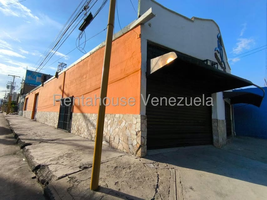 Comercial (Galpon - Deposito) en Venta en Centro, Carabobo - 14