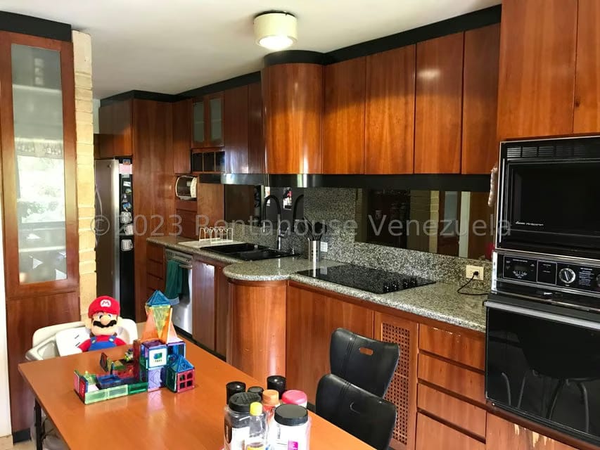 Apartamento (Penthouse) en Venta en Los Naranjos del Cafetal, Distrito Metropolitano - 29